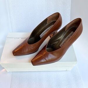 VTG Via Spiga Arcadia Block Heel Slip On Heel Pumps Brown Leather Sz 6 Italy